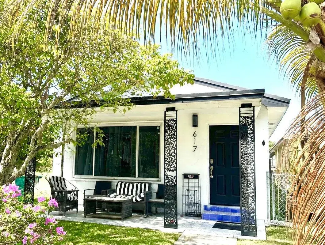 617 N D Street, FL 33460
