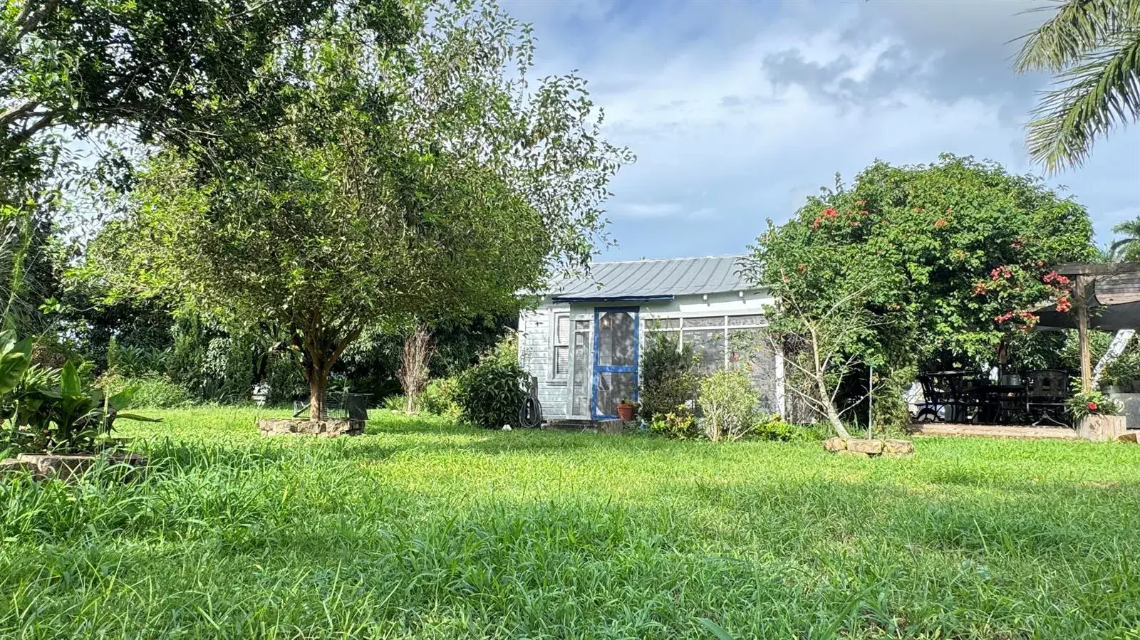 1977 E Main Street, Pahokee FL 33476