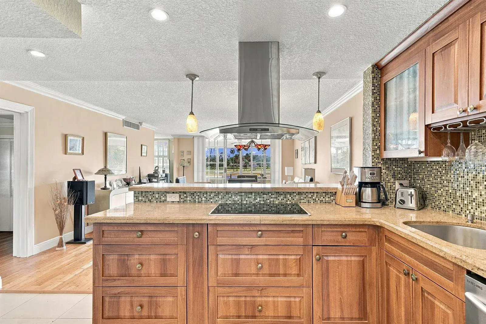 3980 Oaks Clubhouse Drive # 212, Pompano Beach FL 33069