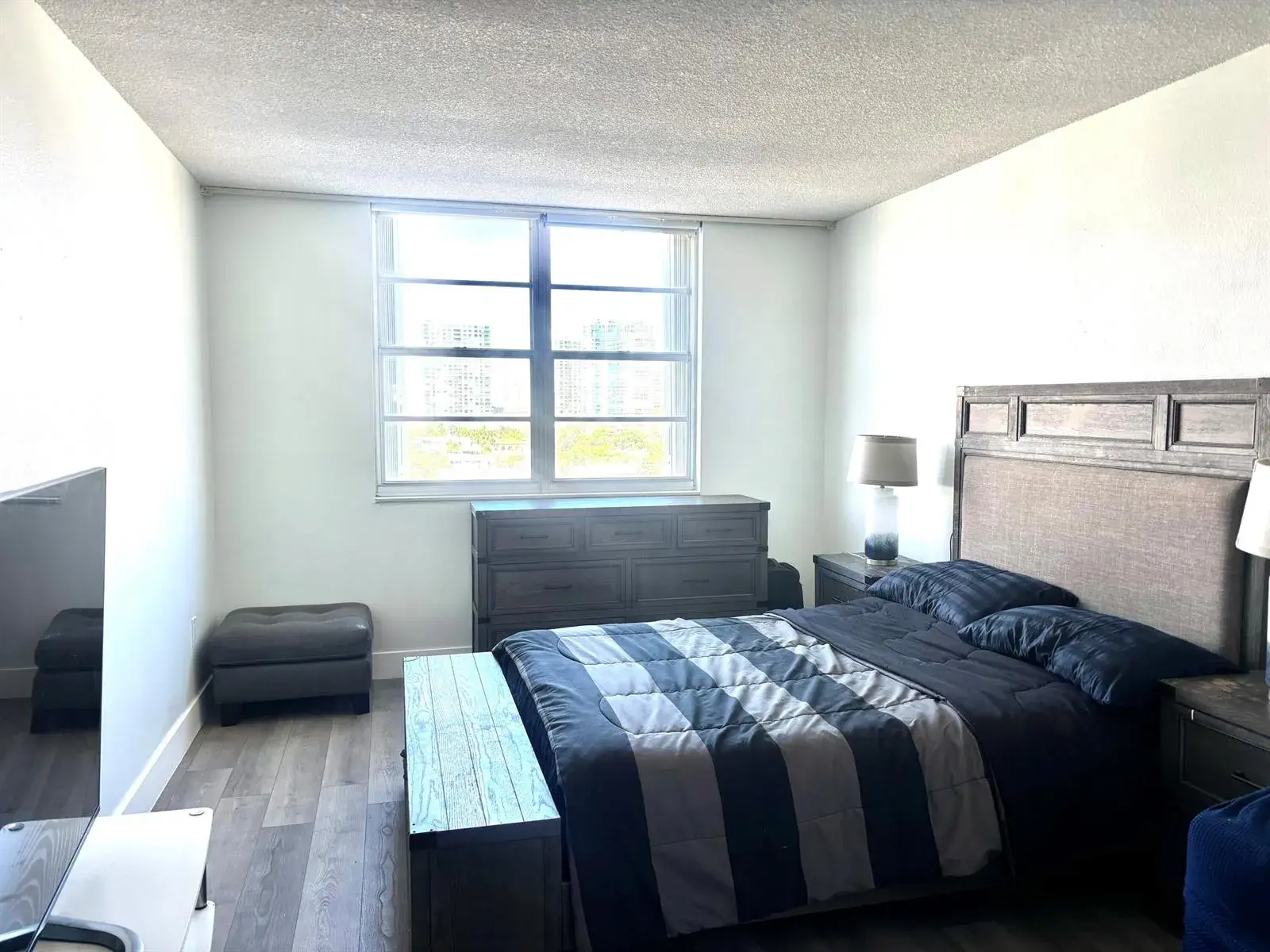 500 BAYVIEW Drive # 925, Sunny Isles Beach FL 33160