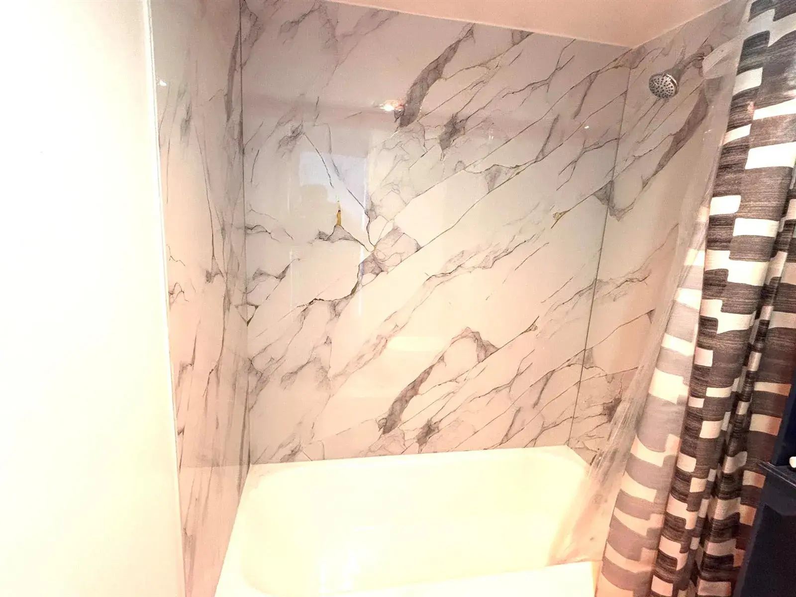 500 BAYVIEW Drive # 925, Sunny Isles Beach FL 33160