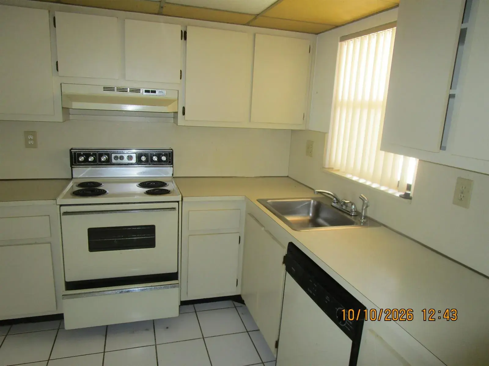 10466 SUNRISE LAKES Boulevard # 301, Sunrise FL 33322