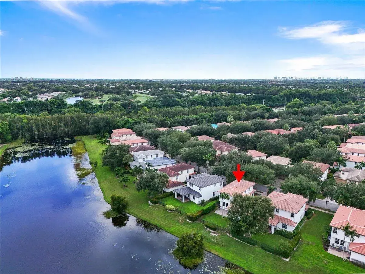651 Castle Drive, Palm Beach Gardens FL 33410