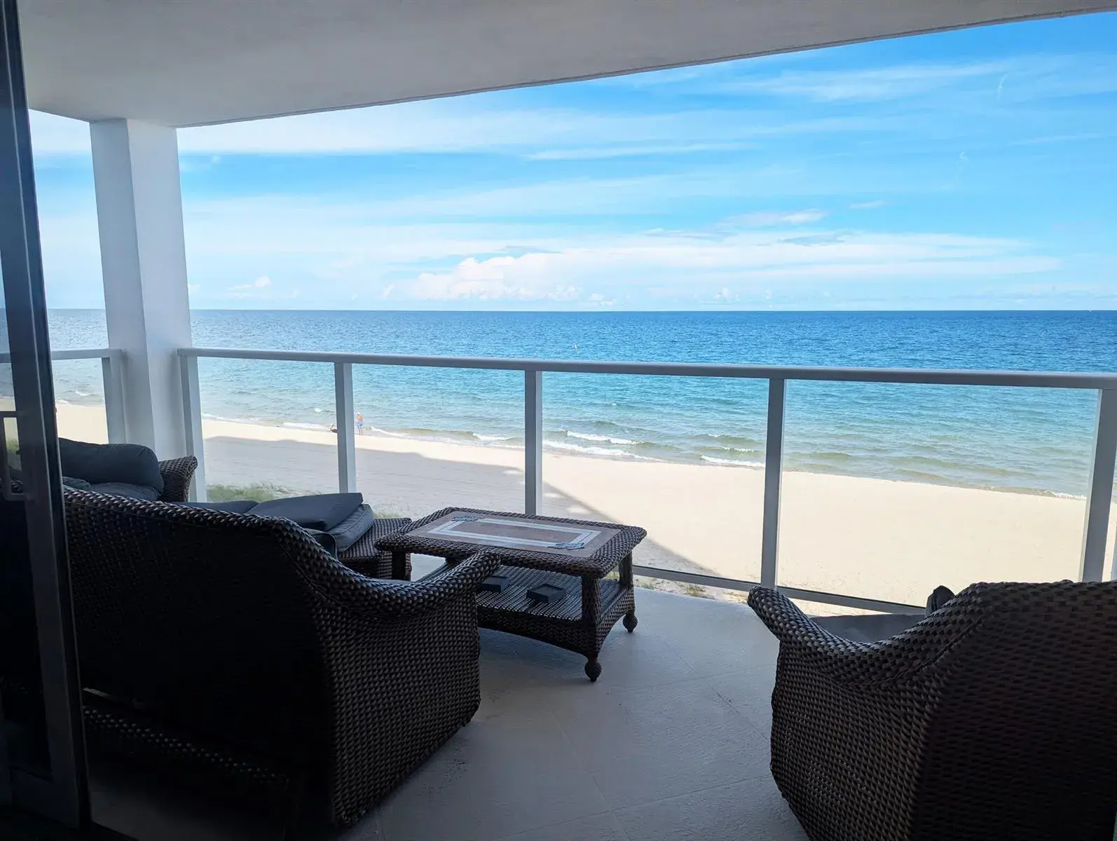 3900 N Ocean Drive # 2D, Lauderdale By The Sea FL 33308