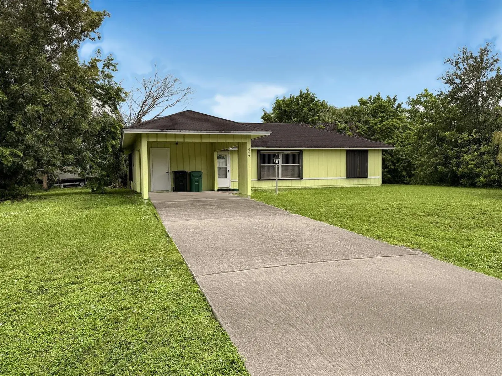 549 NW BAYSHORE Boulevard, Port St. Lucie FL 34983