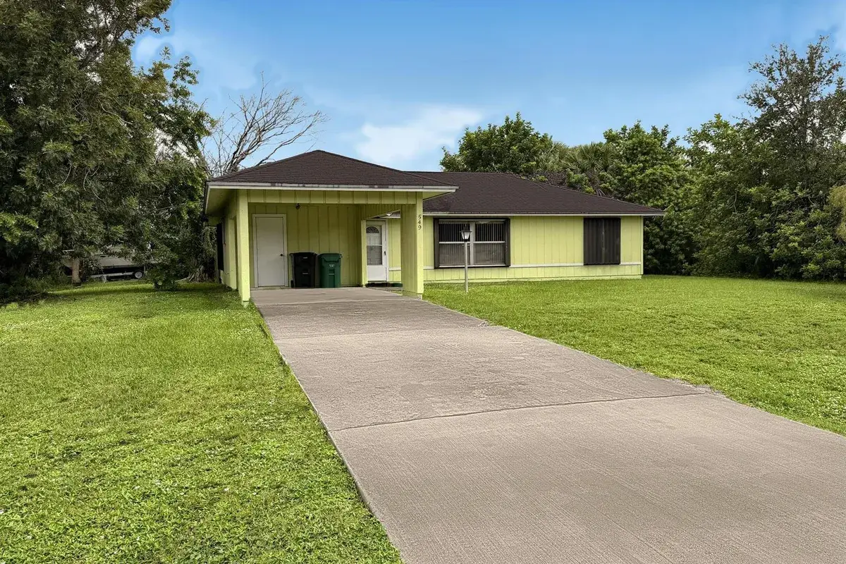549 NW BAYSHORE Boulevard, Port St. Lucie FL 34983