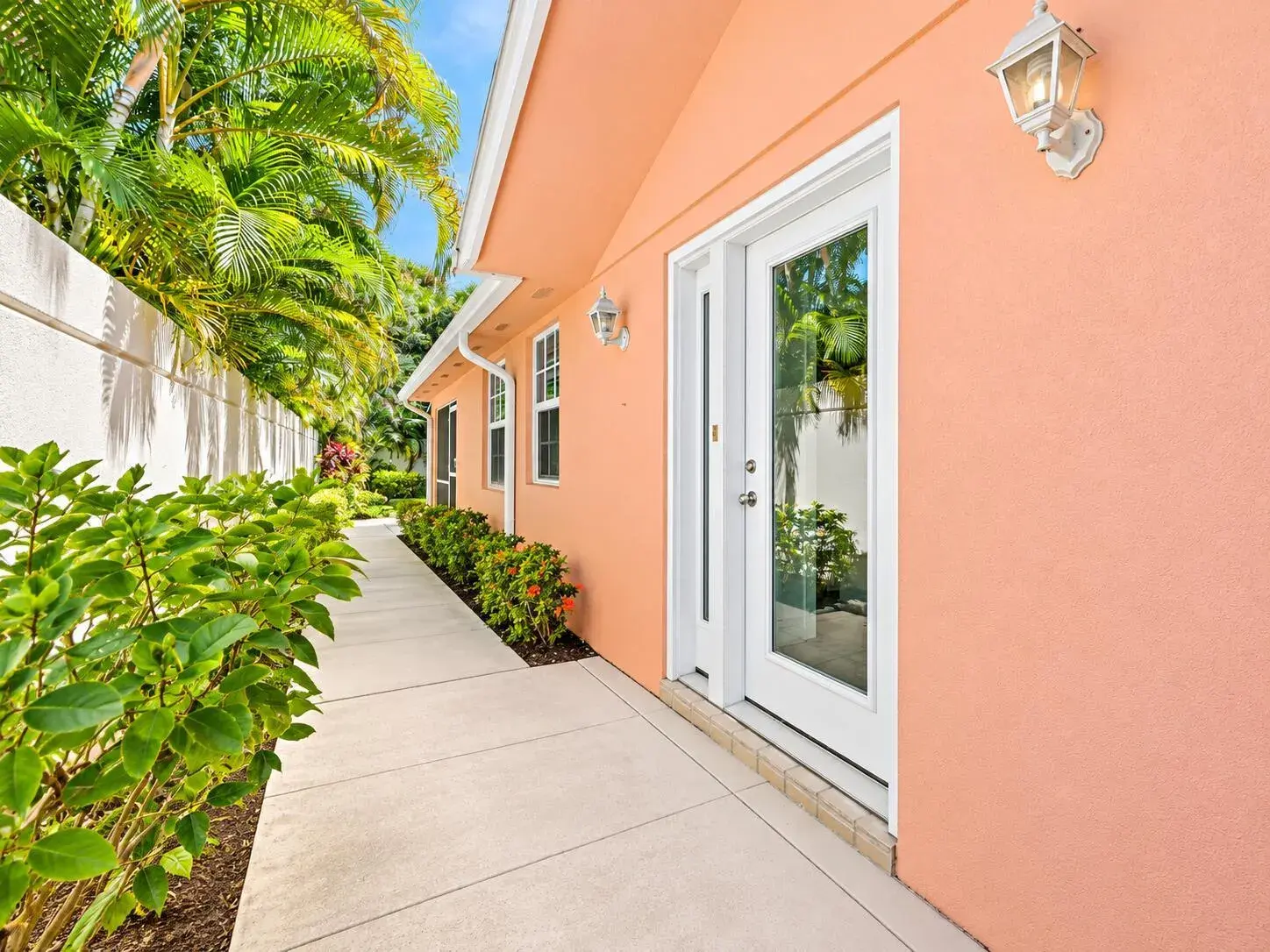 8282 Old Forest Road, Palm Beach Gardens FL 33410