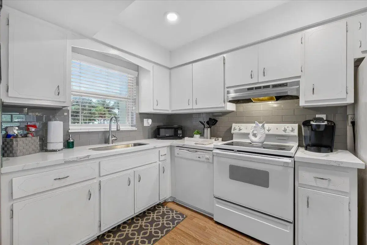 333 NE 19TH Avenue # 203, Deerfield Beach FL 33441