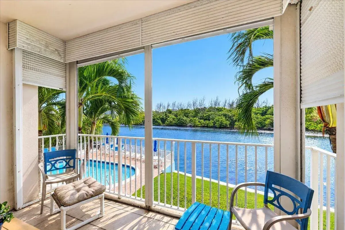 333 NE 19TH Avenue # 203, Deerfield Beach FL 33441