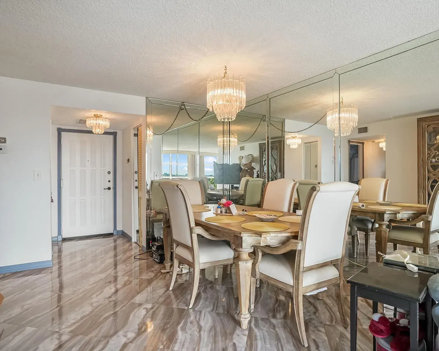 600 PARKVIEW Drive # 703, Hallandale Beach FL 33009