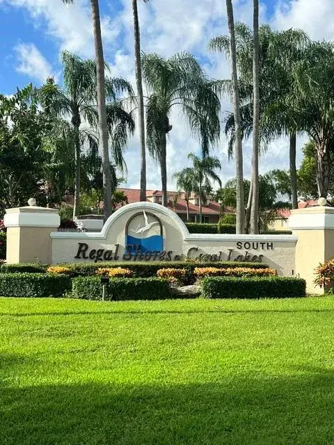 5952 Regal Glen Drive # 203, Boynton Beach FL 33437