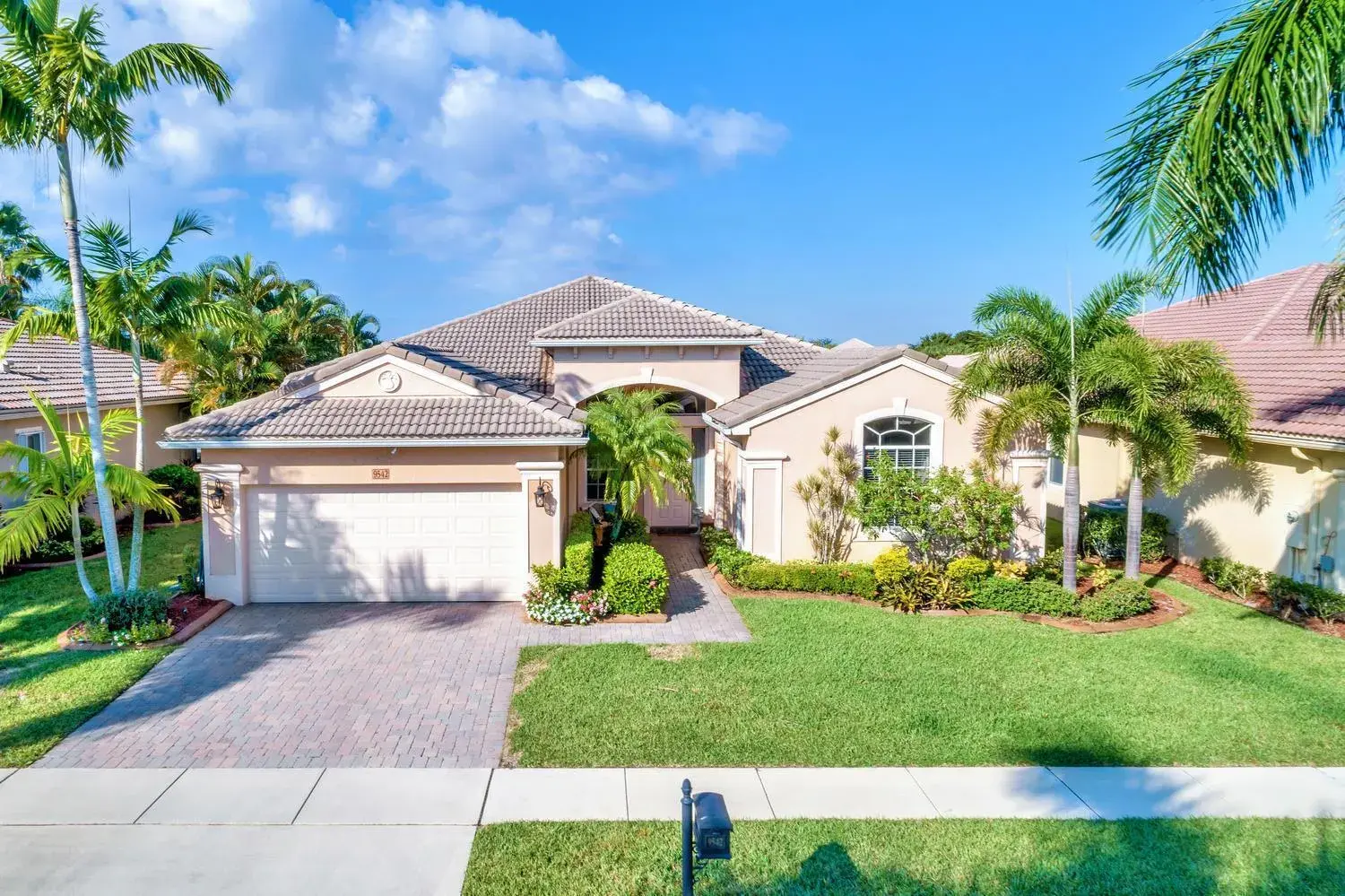 9542 Lantern Bay Circle, West Palm Beach FL 33411