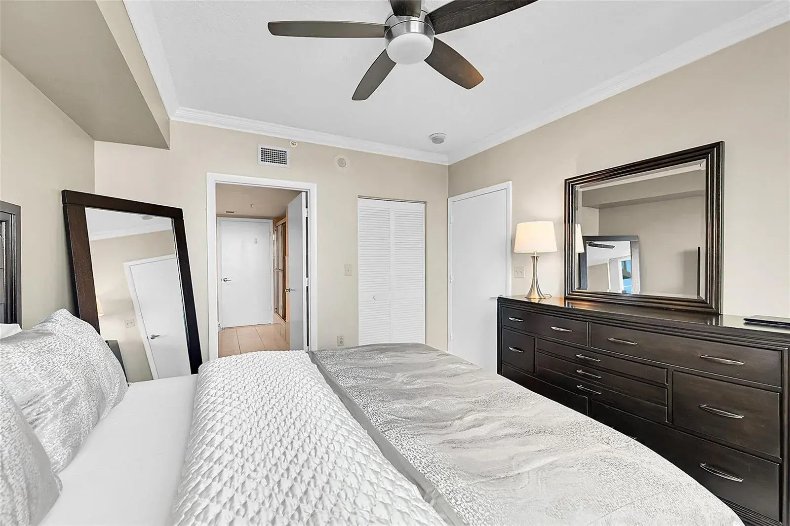 3020 NE 32ND Avenue # 805, Fort Lauderdale FL 33308