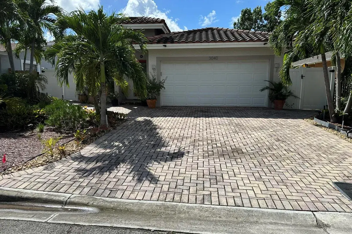 3040 NW 7TH Street, Fort Lauderdale FL 33311