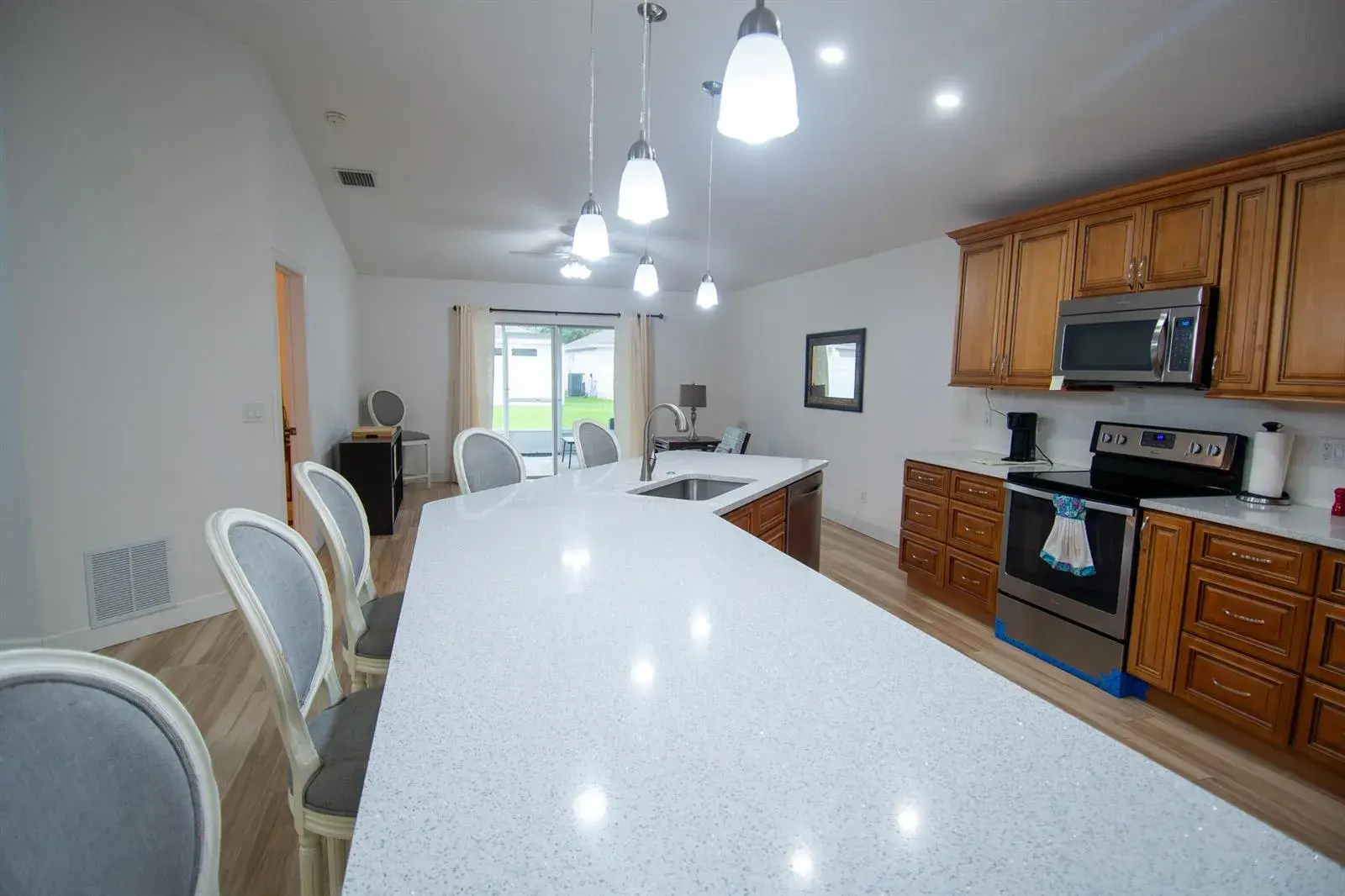 876 GREENLEAF Circle, Vero Beach FL 32960