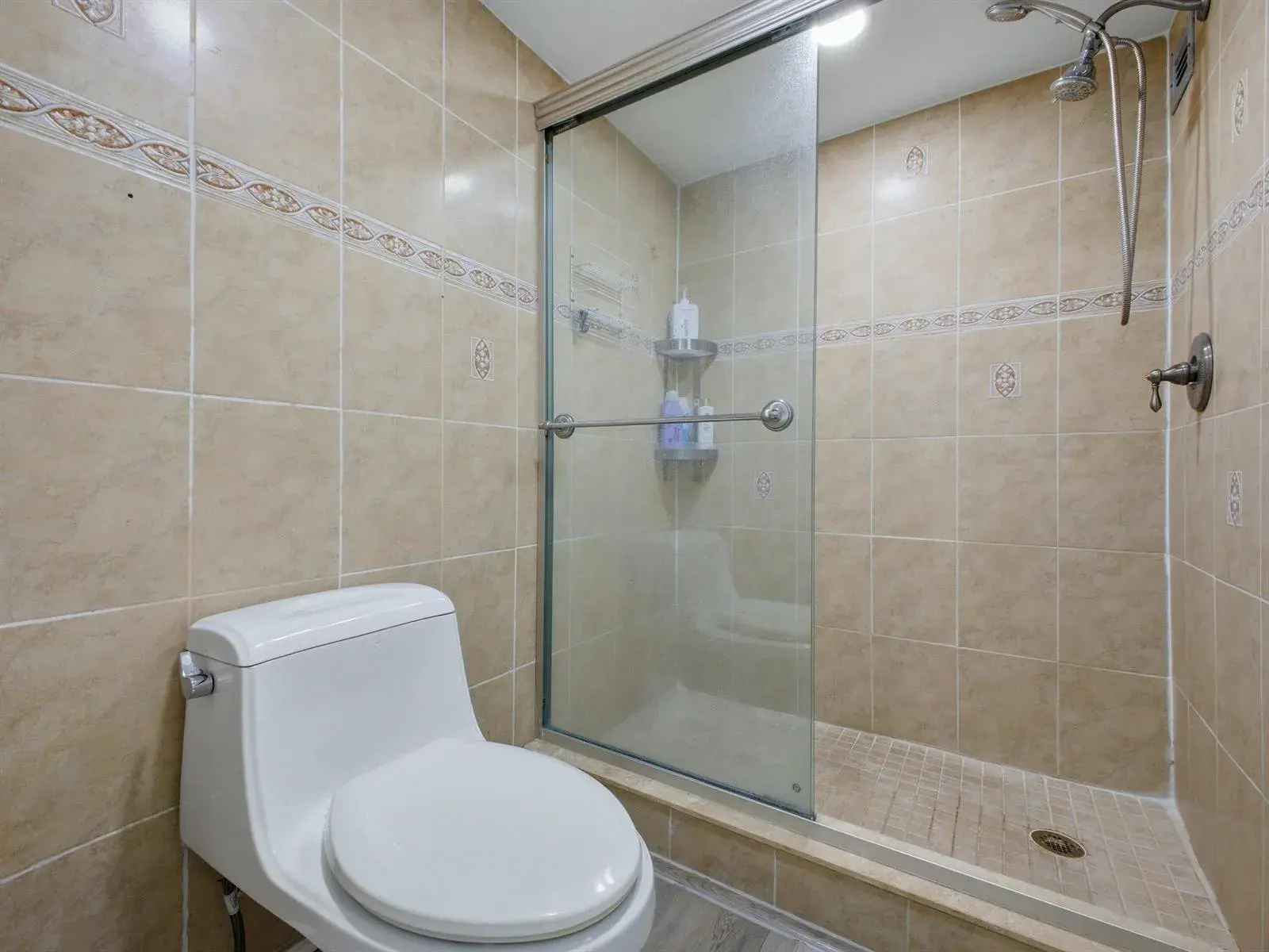 2101 S OCEAN # 202, Hollywood FL 33019