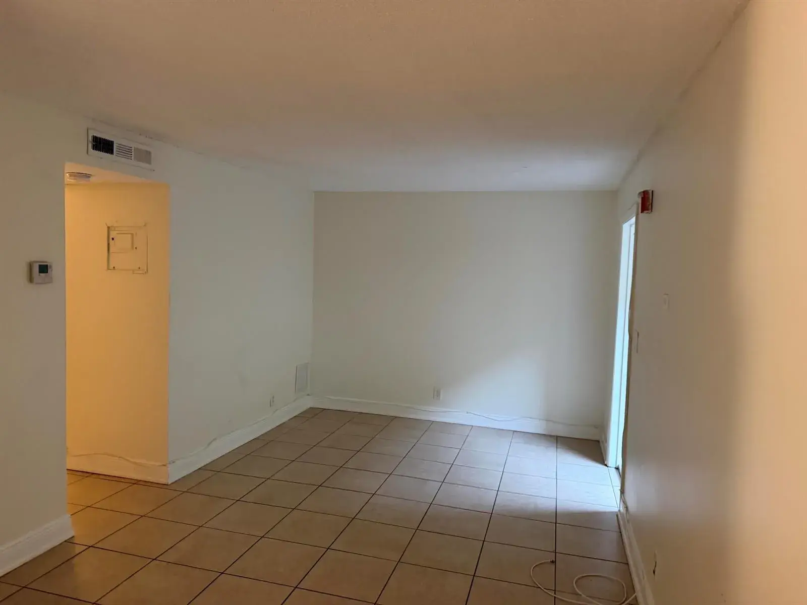 1151 NE 16th Court # 8, Fort Lauderdale FL 33305