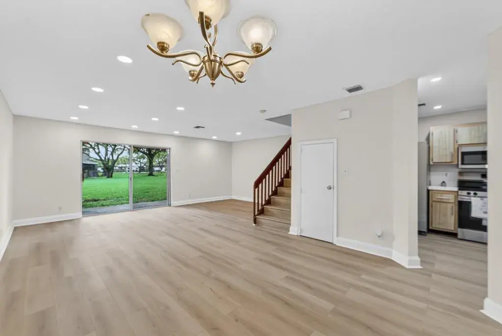 1317 SUSSEX Drive, North Lauderdale FL 33068
