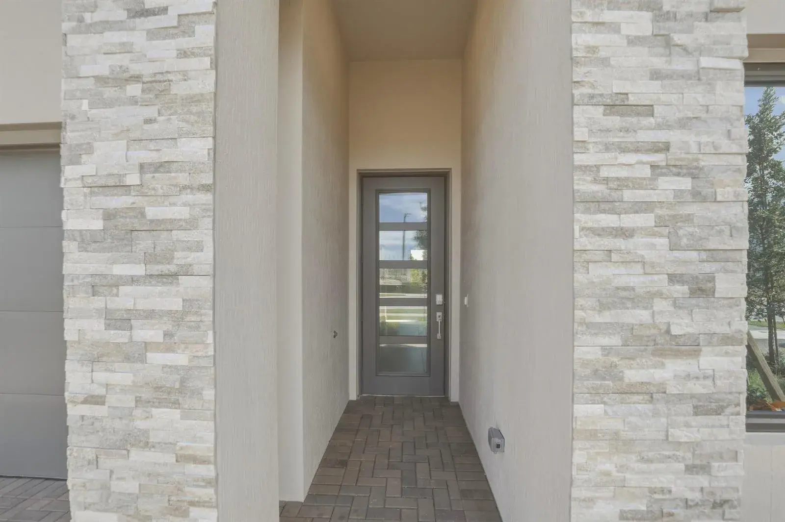 1016 RALEIGH Way, Wellington FL 33414