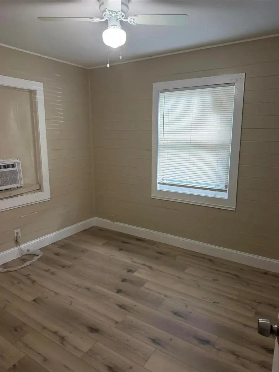1409 NE 5th Terrace, Fort Lauderdale FL 33304