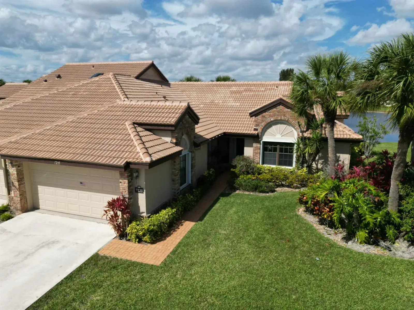 7235 SWEETBAY Court, Boynton Beach FL 33472