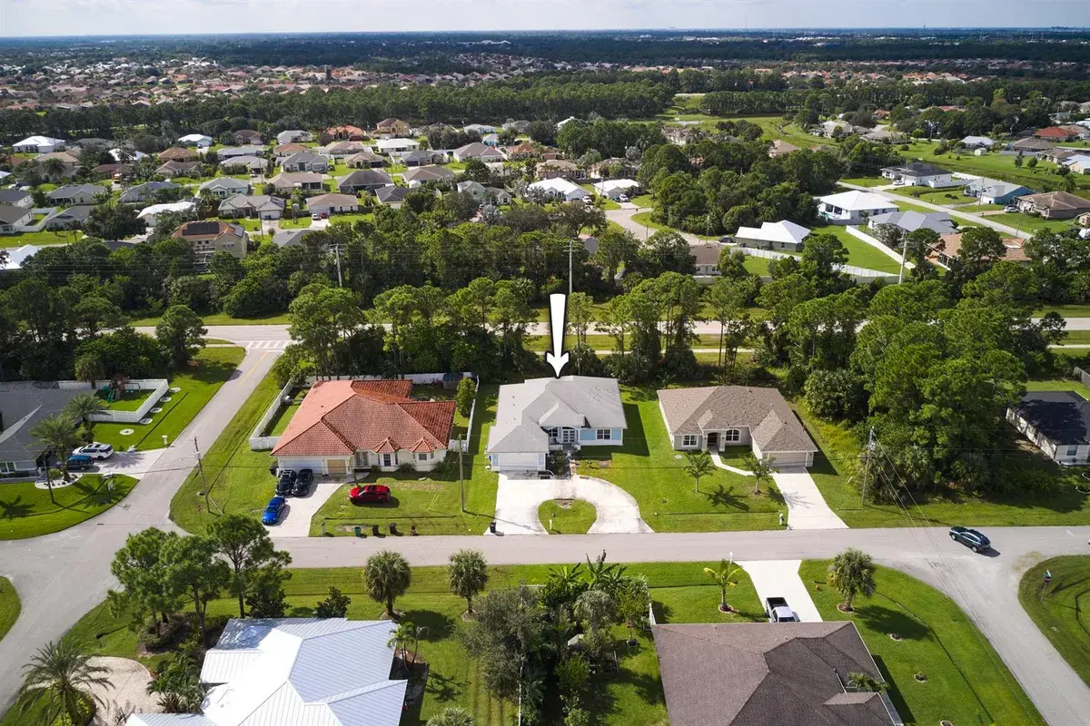 5912 NW Culebra Avenue, Port St. Lucie FL 34986