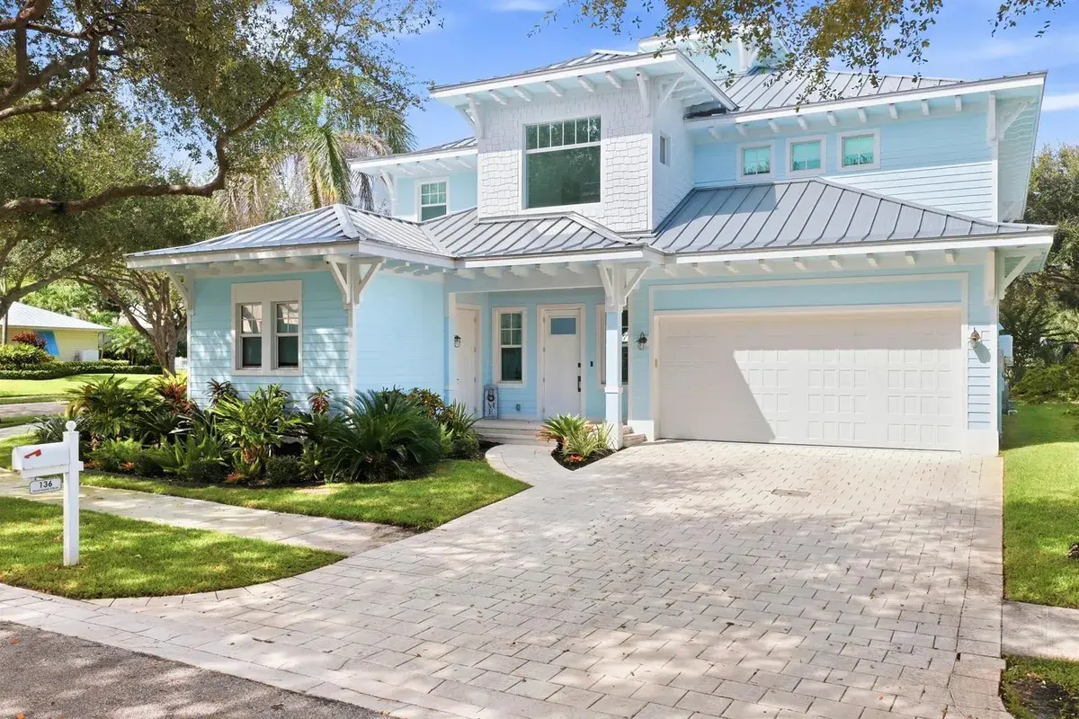 136 INTRACOASTAL Circle, Tequesta FL 33469