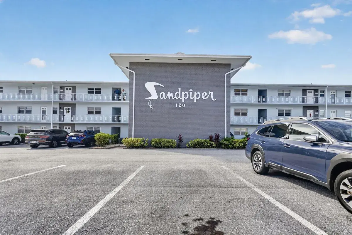 120 Lehane Terrace # 308, North Palm Beach FL 33408