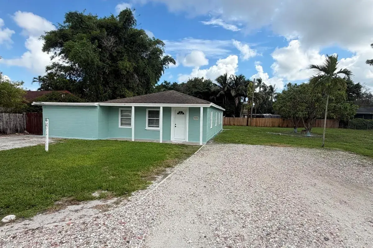 3056 FORD Road, Palm Springs FL 33461