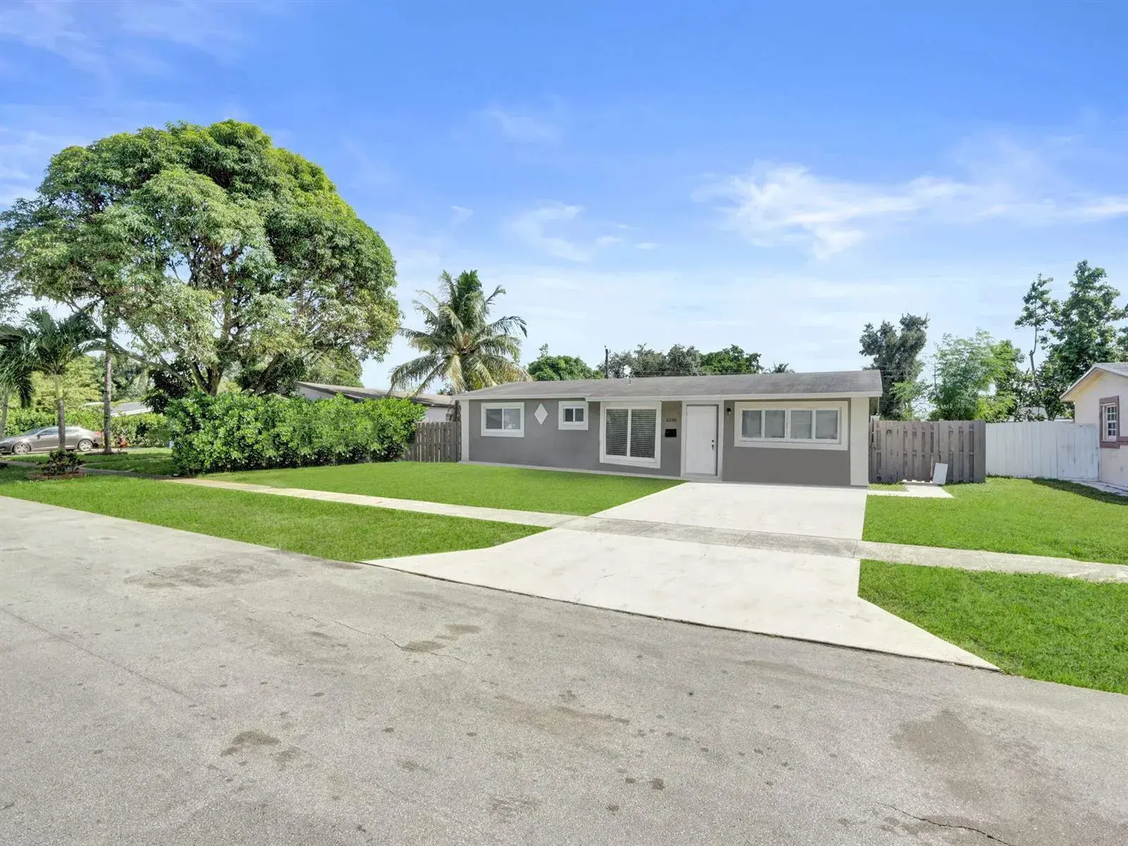 6230 NW 18TH Court, Sunrise FL 33313