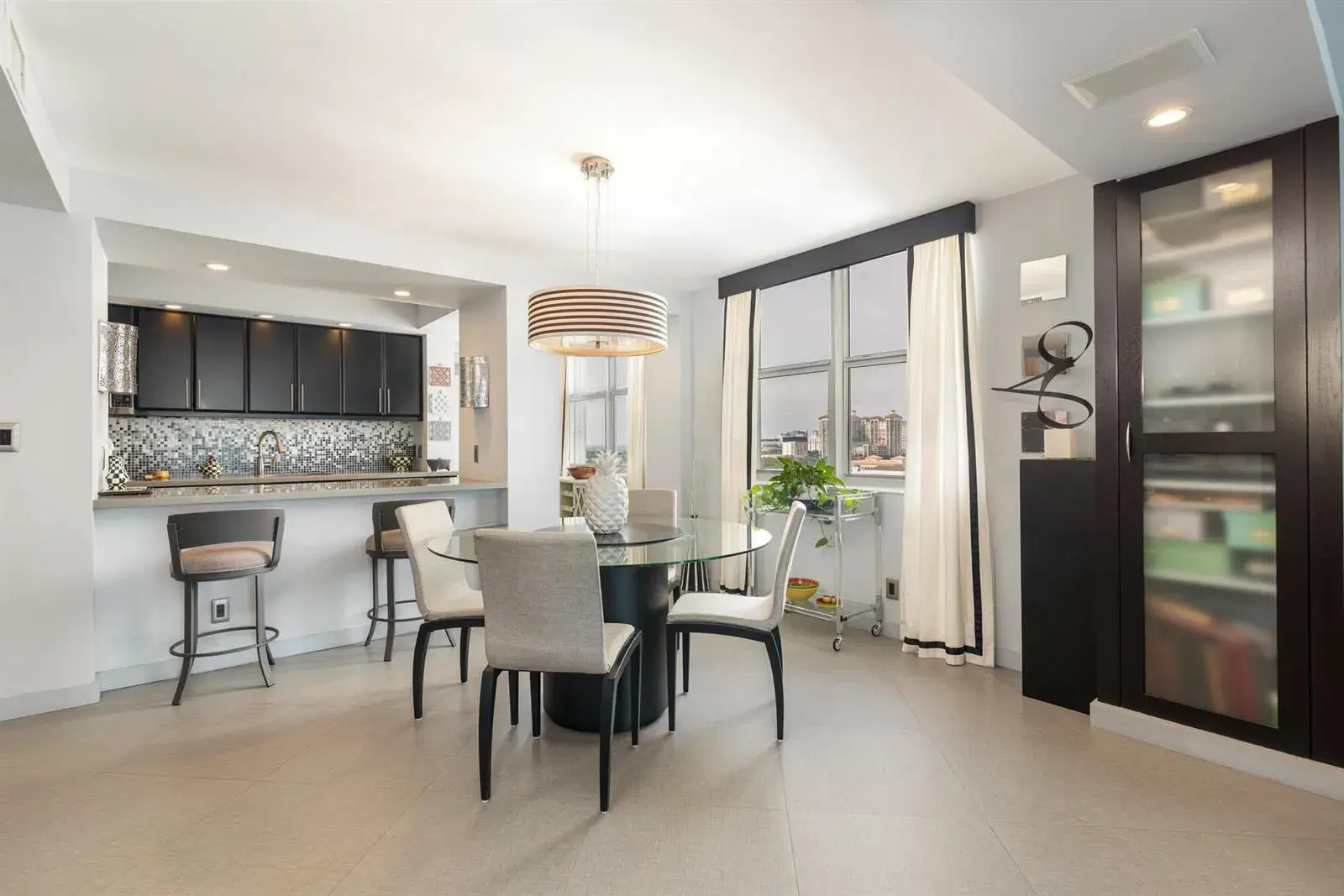 1801 S FLAGLER Drive # 1411, West Palm Beach FL 33401