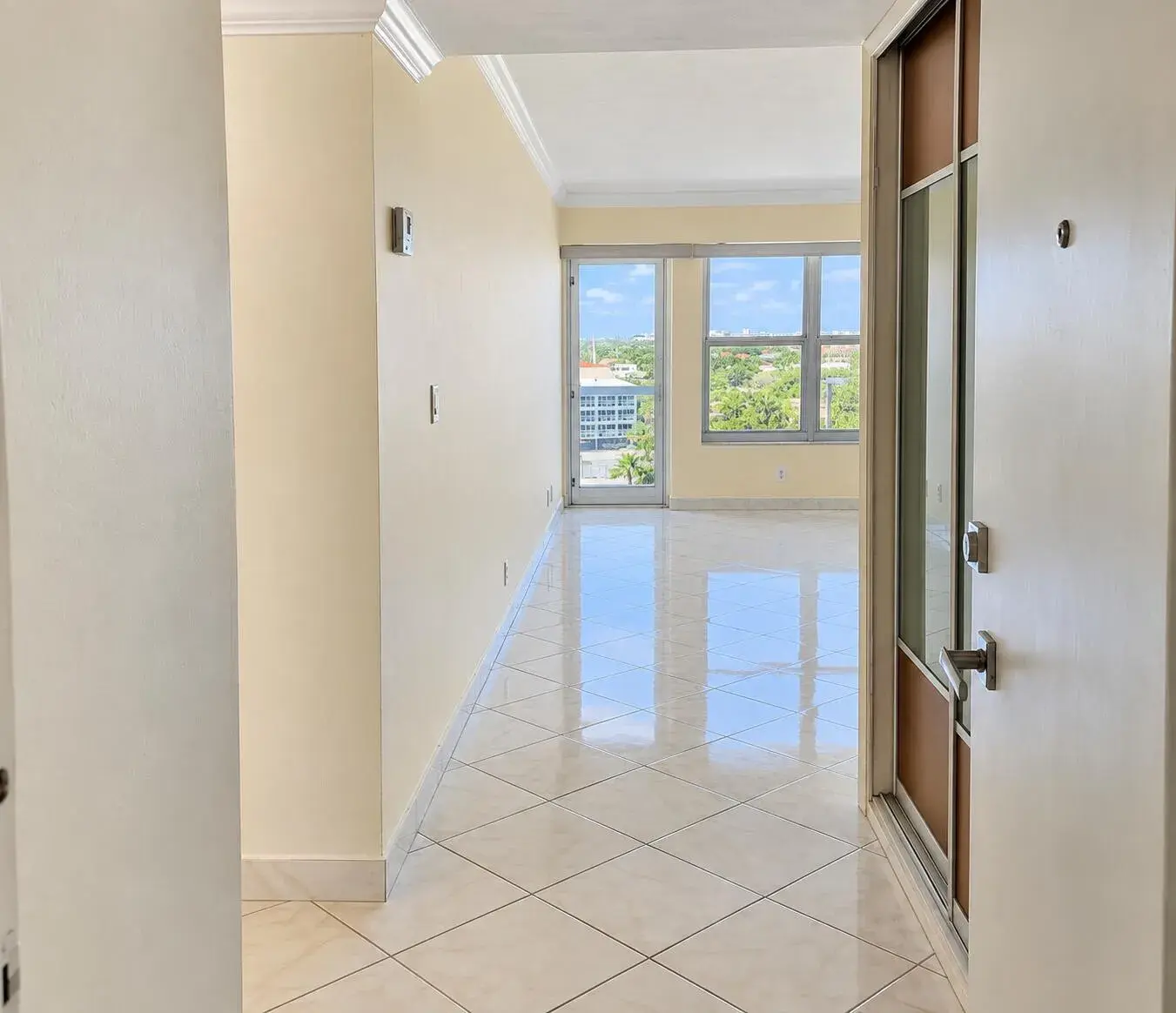 3700 GALT OCEAN Drive # 712, Fort Lauderdale FL 33308