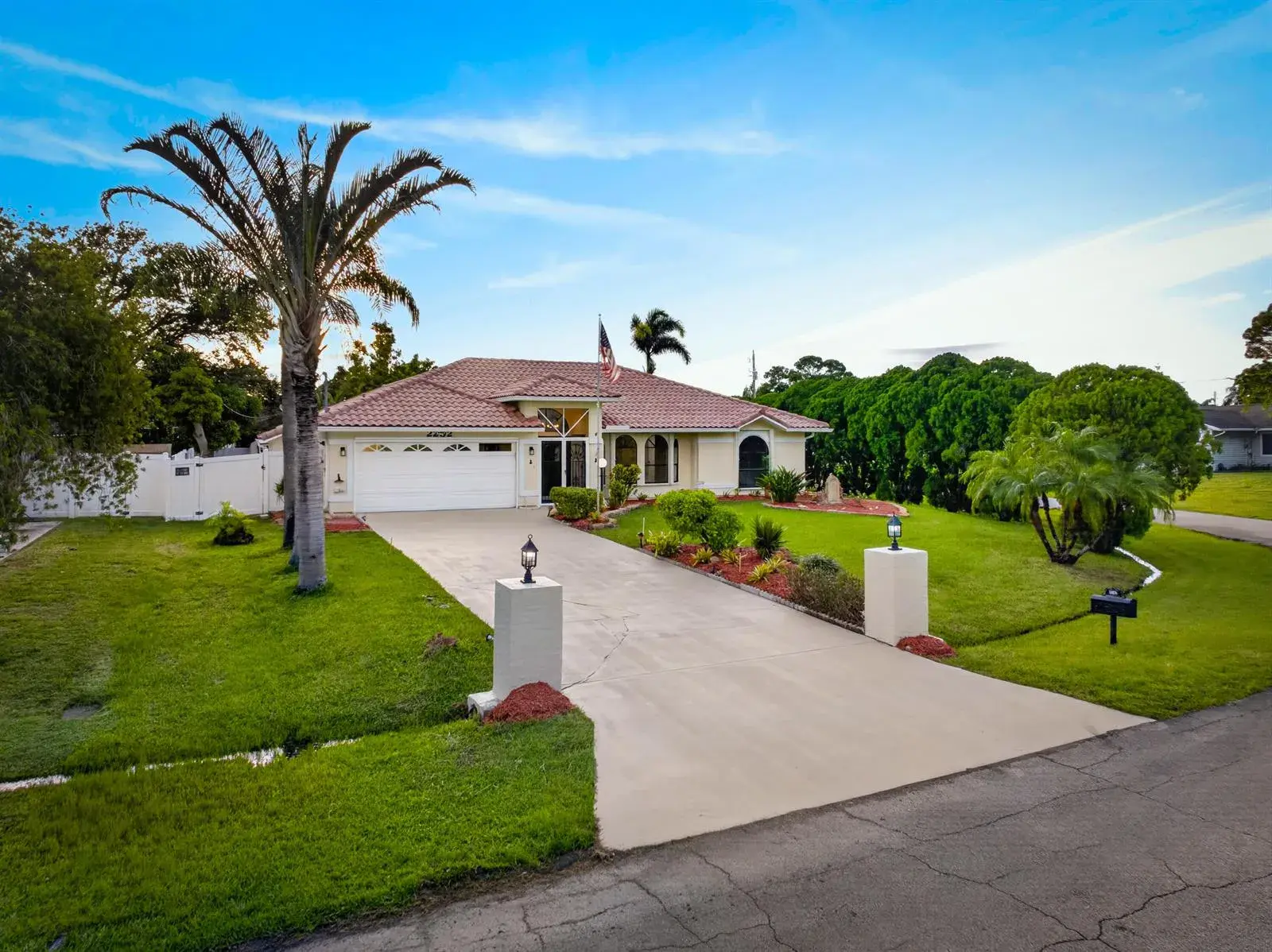 2202 SE Leithgow Street, Port St. Lucie FL 34952
