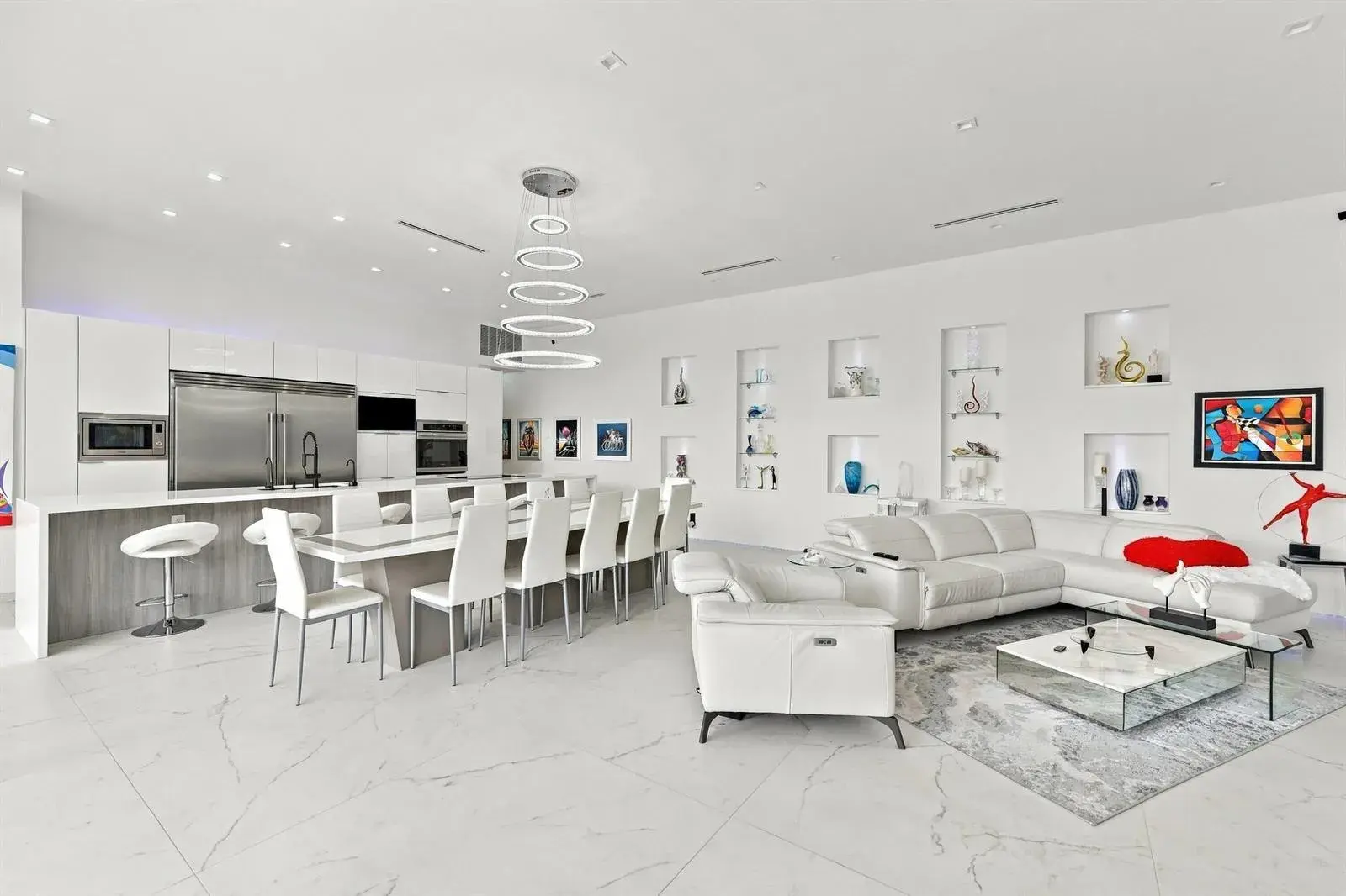 114 NE 16TH Place, Fort Lauderdale FL 33305