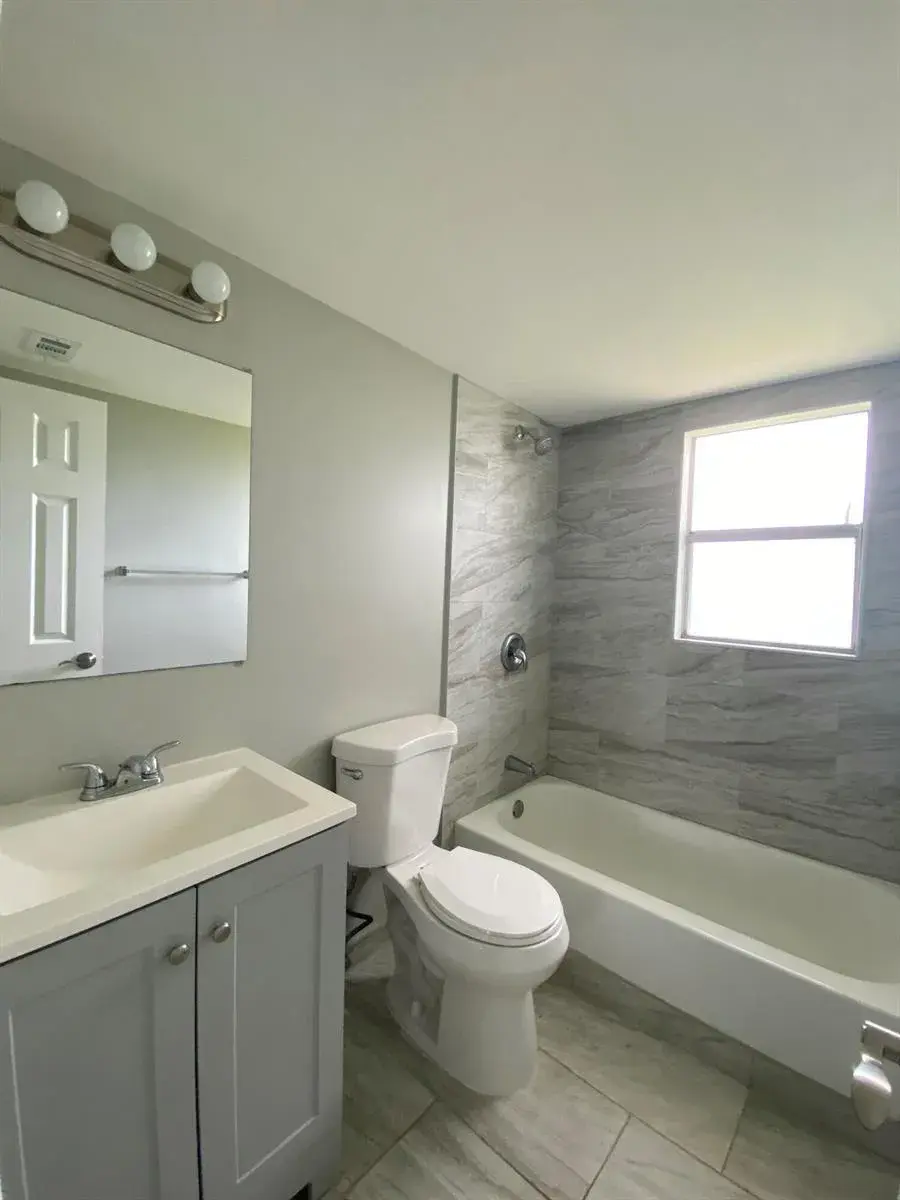 1420 NW 2ND Street # E103, Fort Lauderdale FL 33311