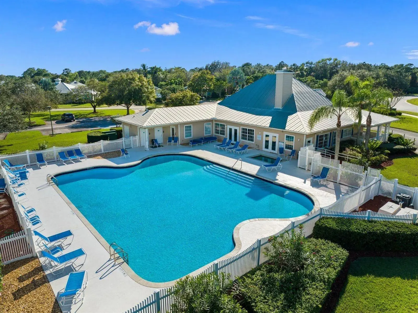 861 NE Whistling Duck Way, Port St. Lucie FL 34983