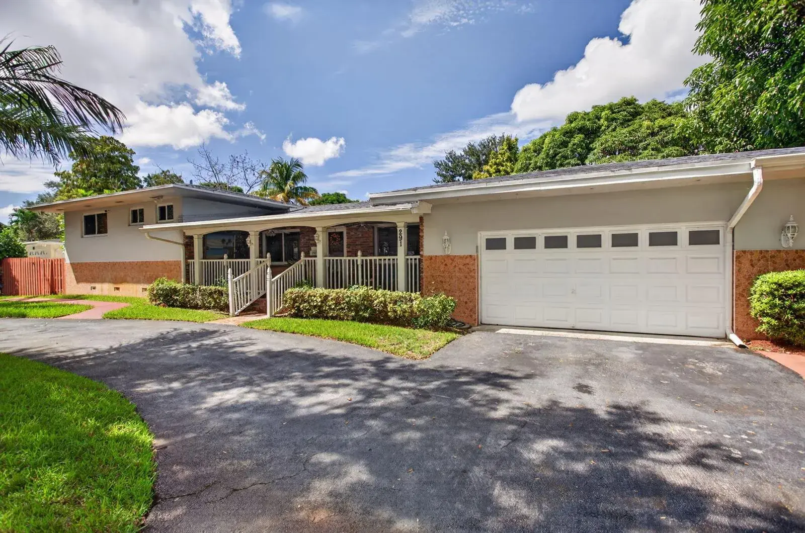 291 SW 60TH Avenue, Plantation FL 33317