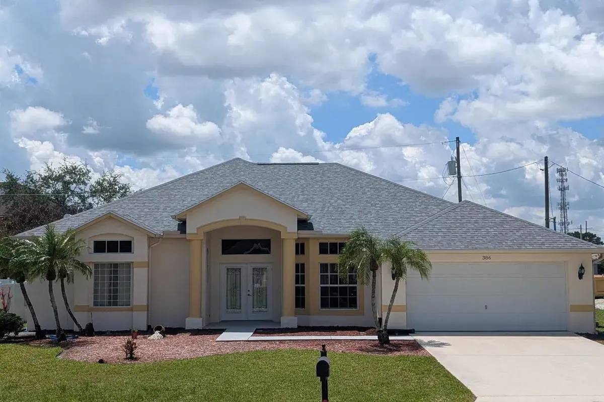 386 SW Donna Terrace, Port St. Lucie FL 34984