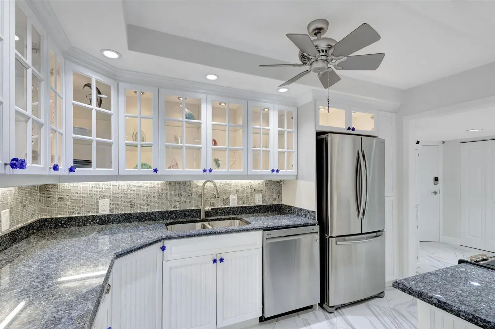 5420 N Ocean Drive # 1401, Singer Island FL 33404
