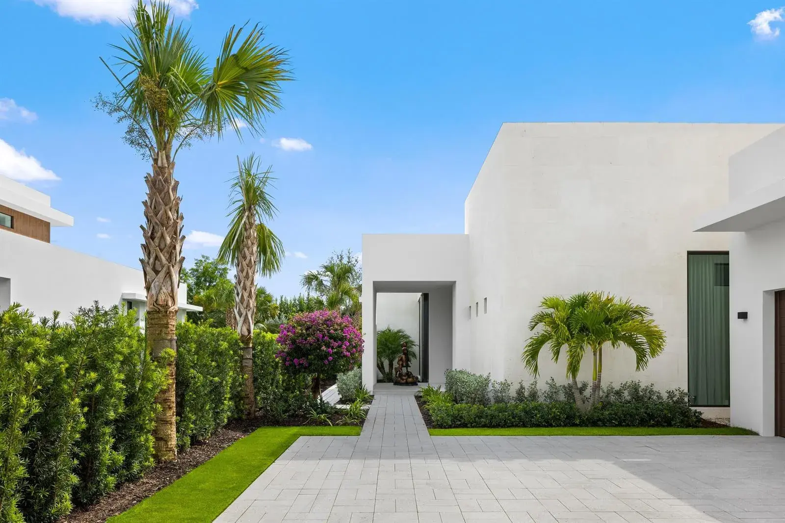 10409 BERNINA Drive, Palm Beach Gardens FL 33412