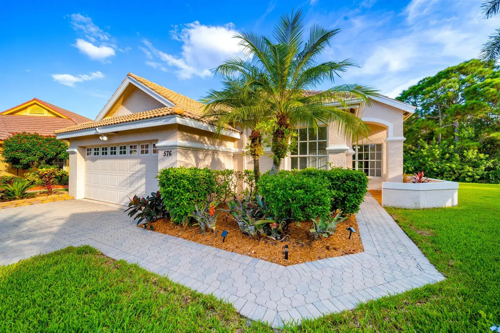 576 SW SAINT KITTS Cove, Port St. Lucie FL 34986