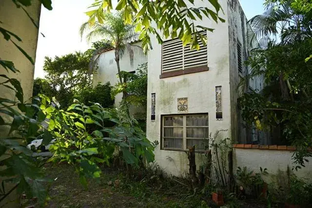 227 SUNSET Road, West Palm Beach FL 33401