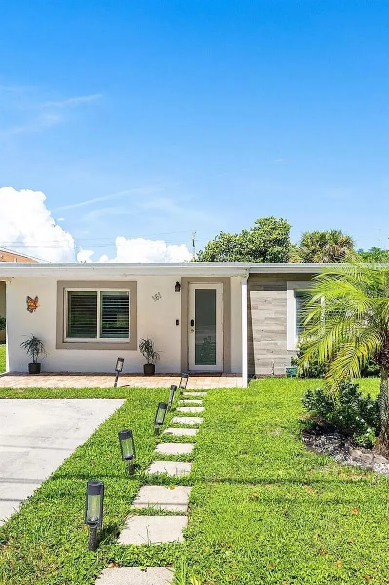 161 NE 15TH Terrace, Boca Raton FL 33432