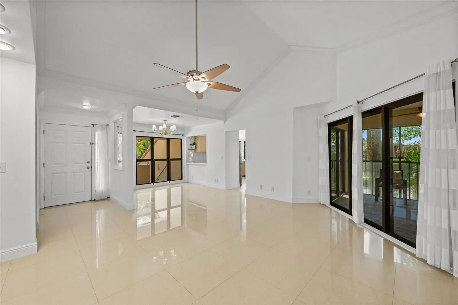 116 WATERVIEW Drive # 1160, Palm Beach Gardens FL 33418