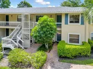14 Westgate Lane # 14D, Boynton Beach FL 33436