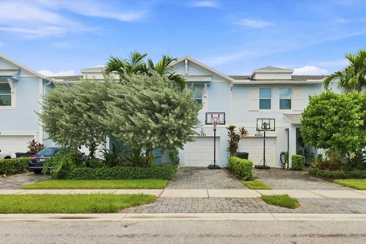 6351 Sailpointe Lane, West Palm Beach FL 33413
