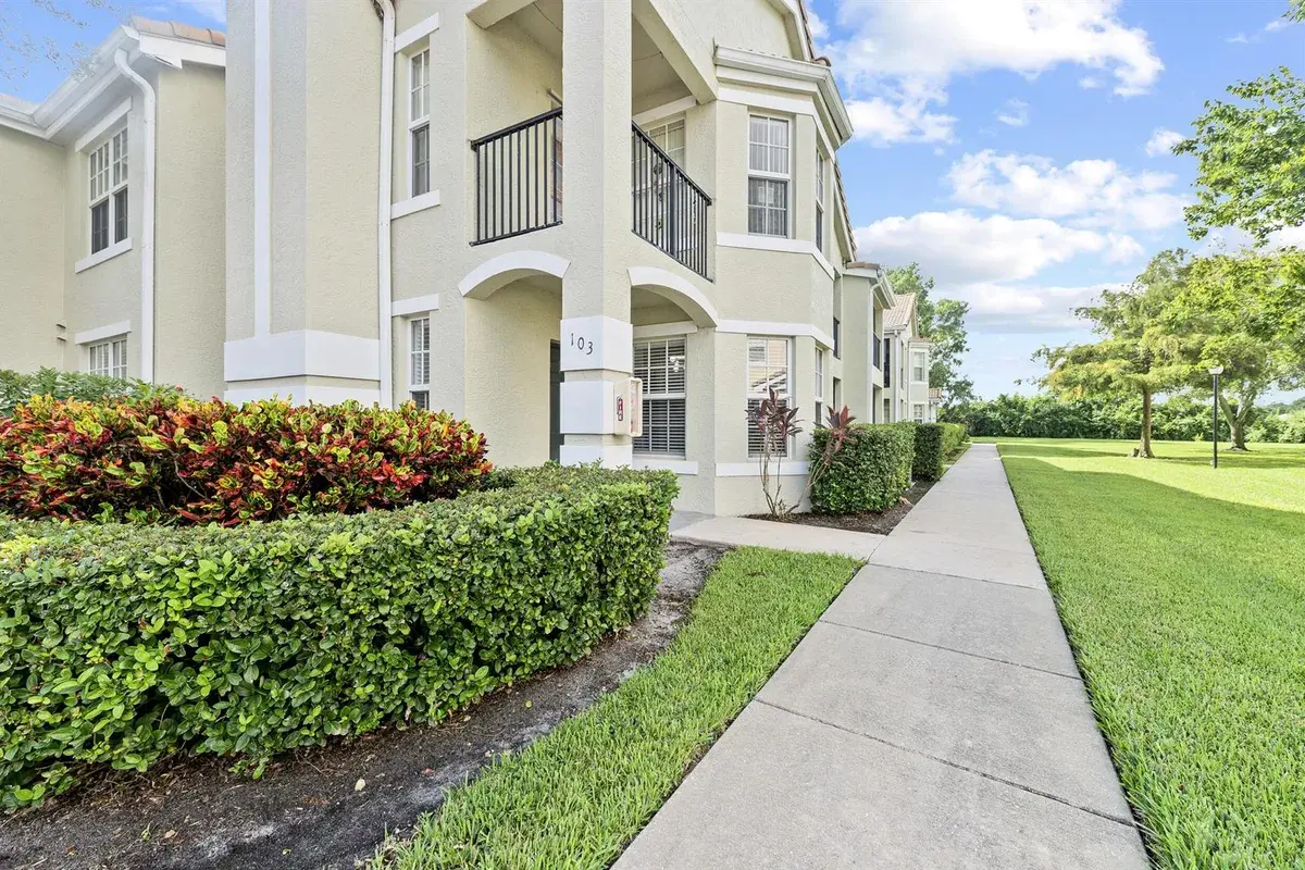 140 SW Peacock Boulevard # 103, Port St. Lucie FL 34986