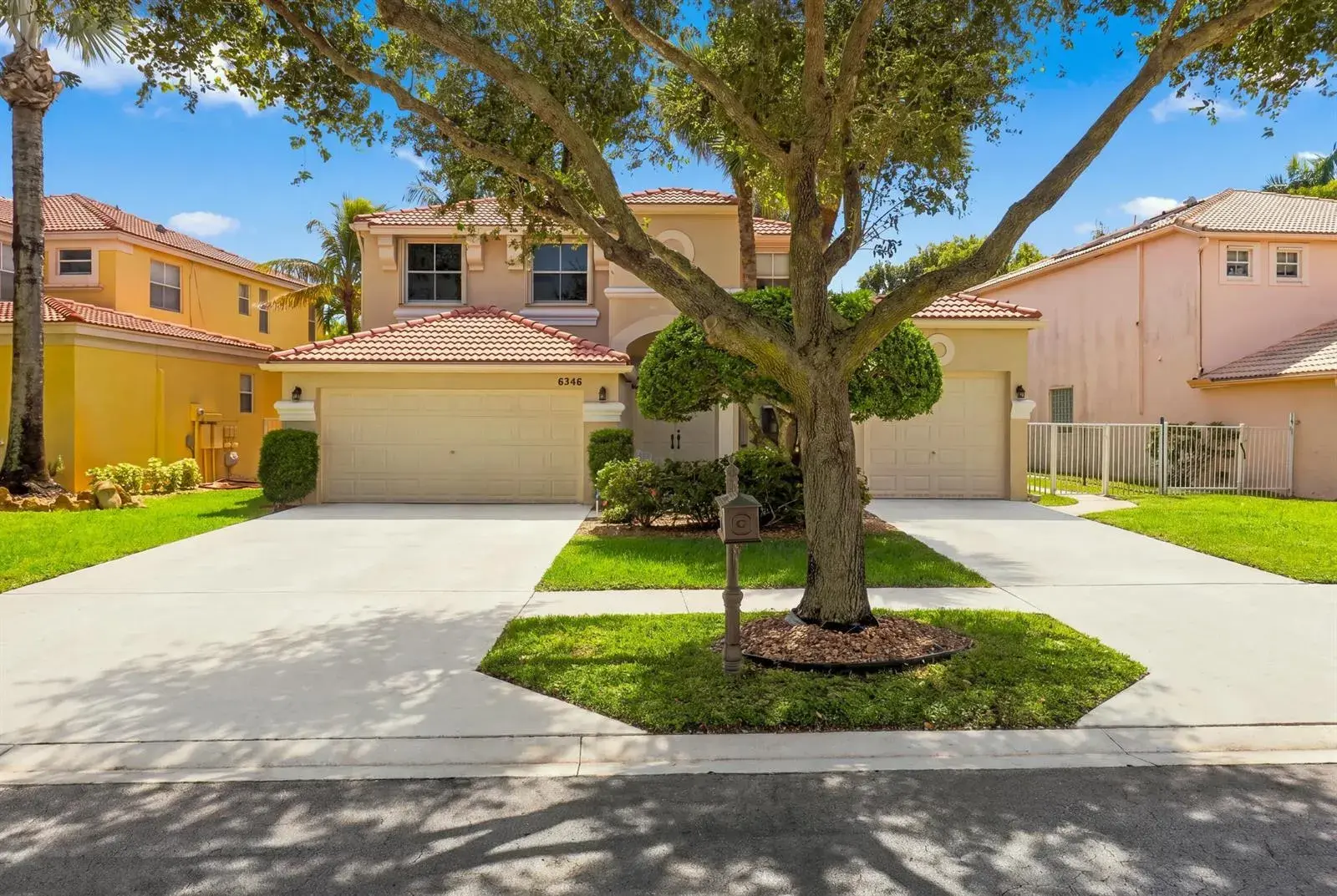 6346 Stonehurst Circle, Lake Worth FL 33467