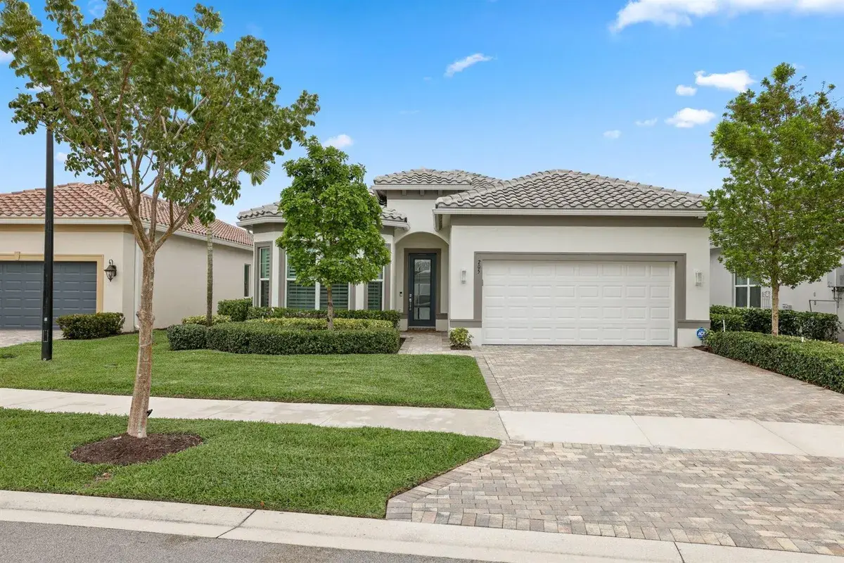 205 GEILLIS Path, Delray Beach FL 33445