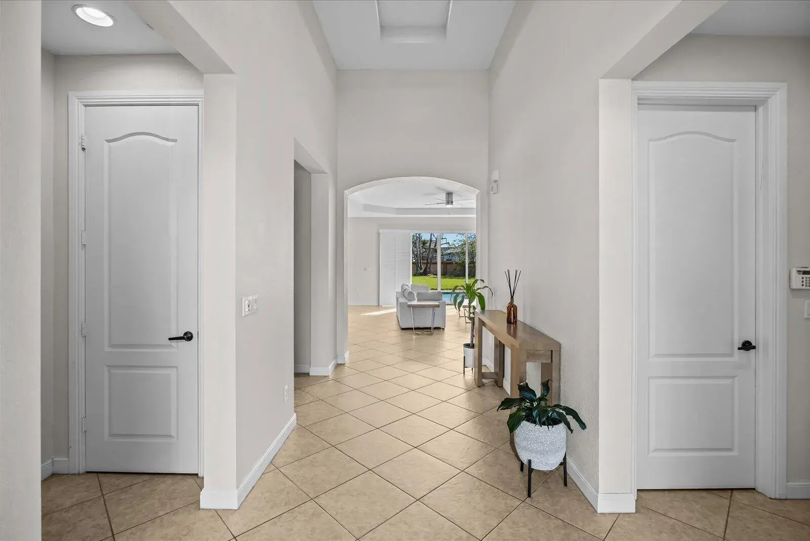1180 AMETHYST Drive SW, Vero Beach FL 32968